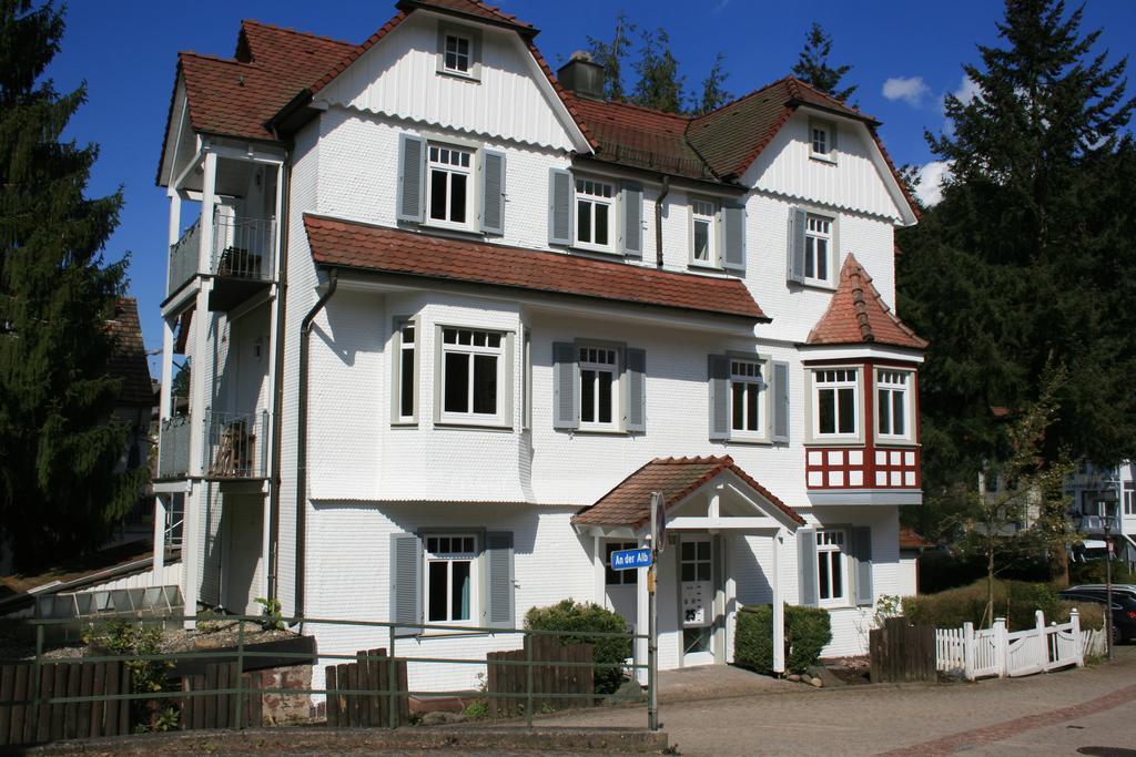 Gaestehaus Villa Lina Bad Herrenalb Esterno foto