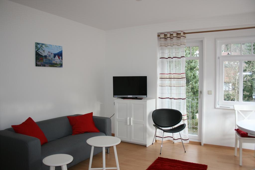 Gaestehaus Villa Lina Bad Herrenalb Esterno foto